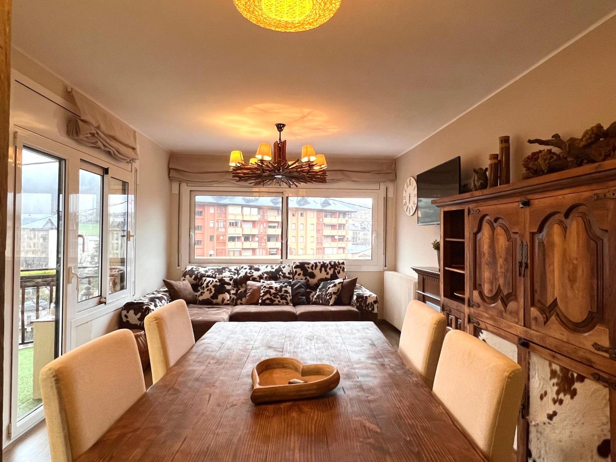 Apartament Les Vernedes - L'Amfitriona Sort Extérieur photo